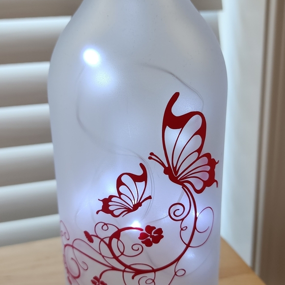 Frosted LED Bottles - Picture 6 of 6